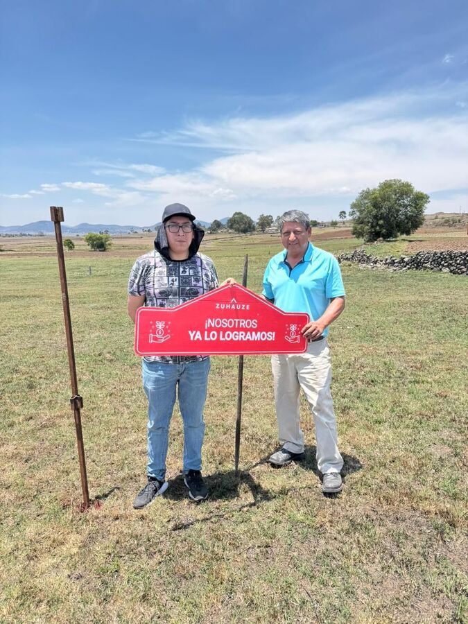 Cliente Zuhauze en su terreno