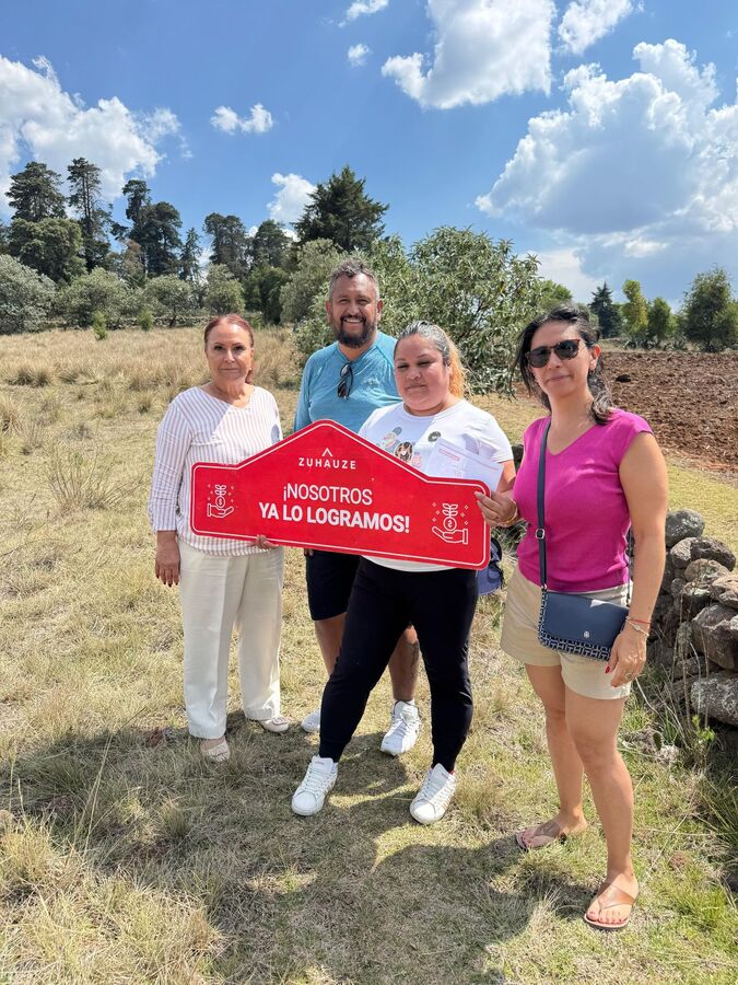 Cliente Zuhauze en su terreno