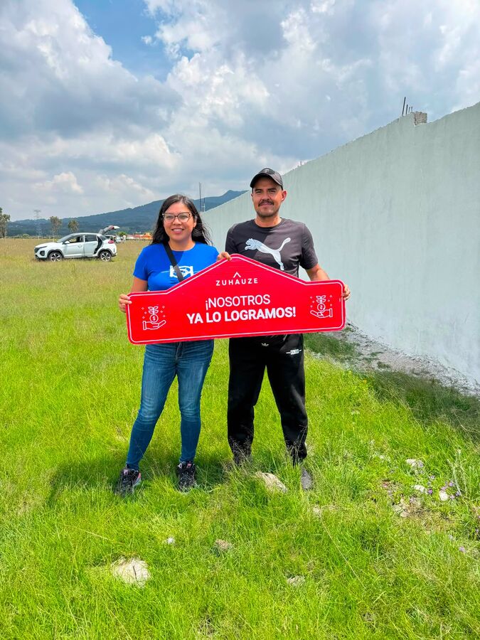 Cliente Zuhauze en su terreno